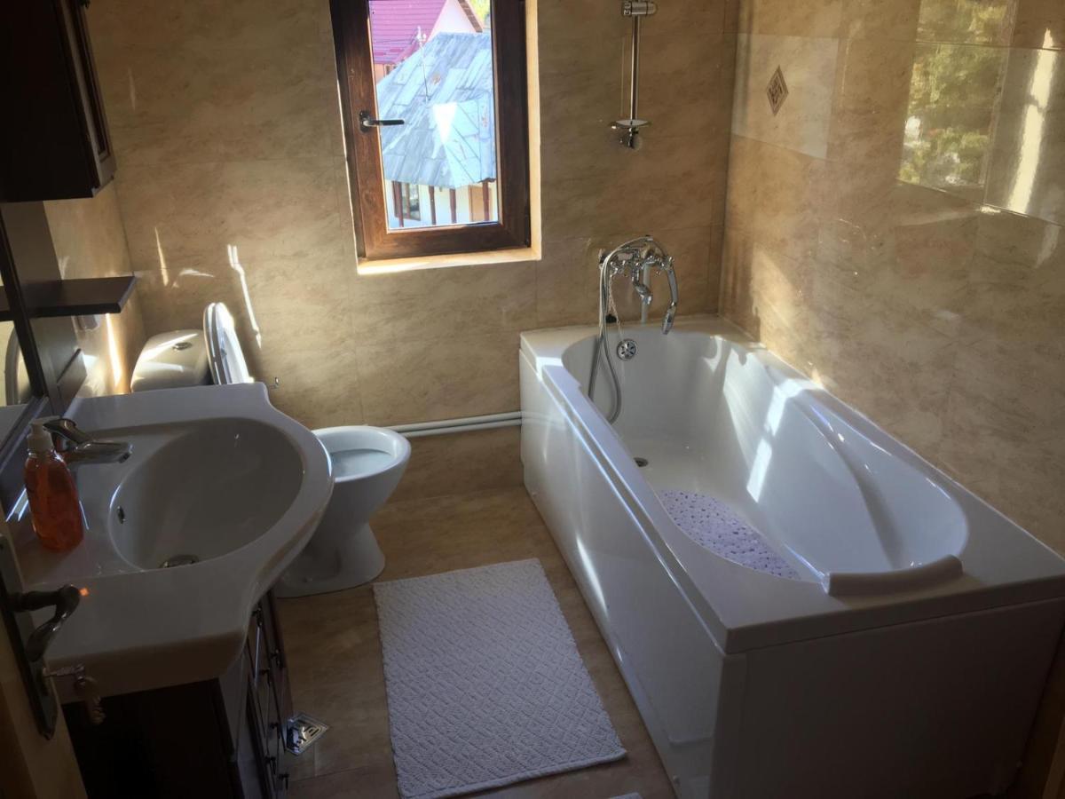 Casa Cris Hotel Дурау Екстериор снимка